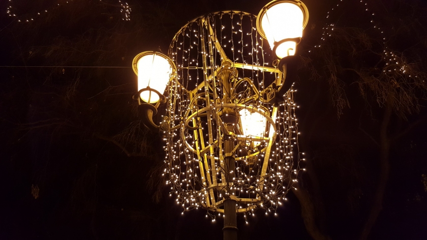 Kecskem&eacute;ti T&eacute;li Fesztiv&aacute;l - Főt&eacute;r, T&eacute;rvil&aacute;g&iacute;t&aacute;s D&iacute;sz&iacute;t&eacute;s